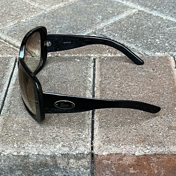 Gucci black sunglasses - Picture 4 of 13